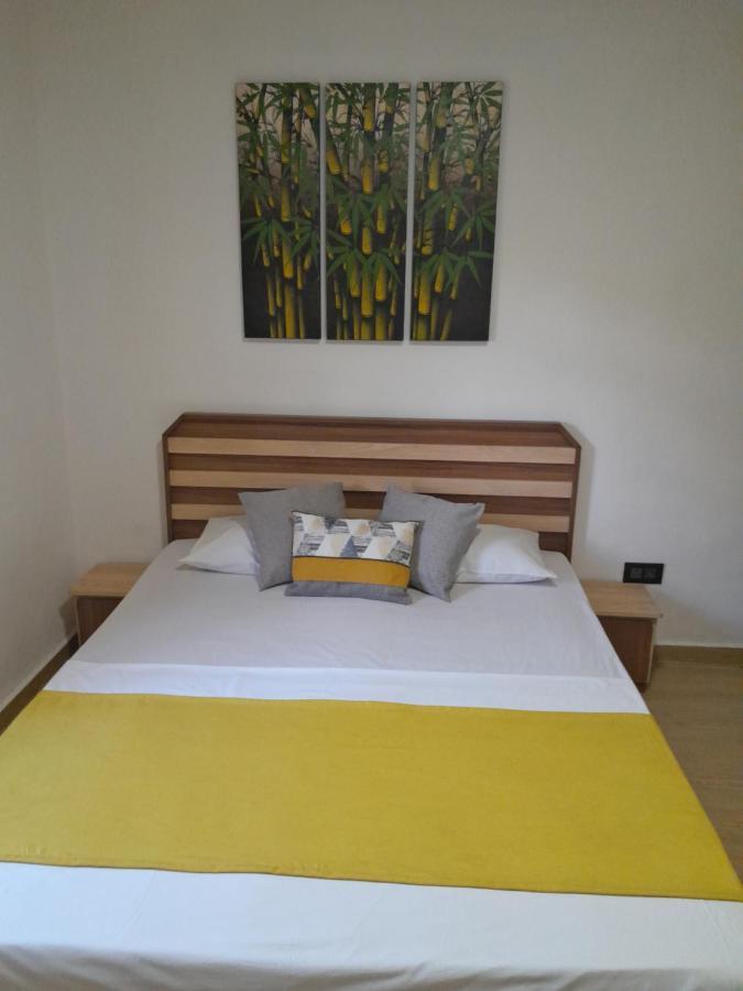Apartment J&j Centre de Flacq